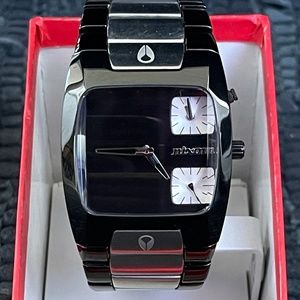 Nixon Banks Watch